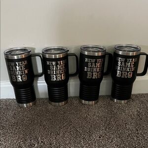 4 -20oz travel coffee cups  Slider Lids NEW